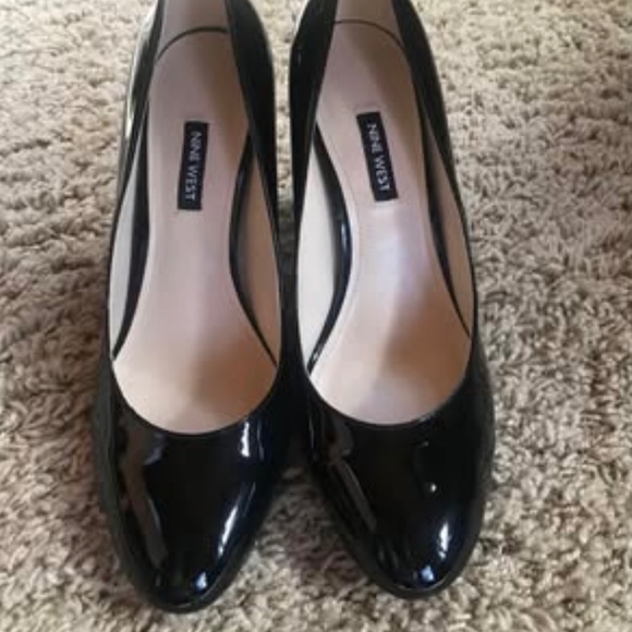 Nine West Womens Patent Leather Heels - Picture 3 of 6